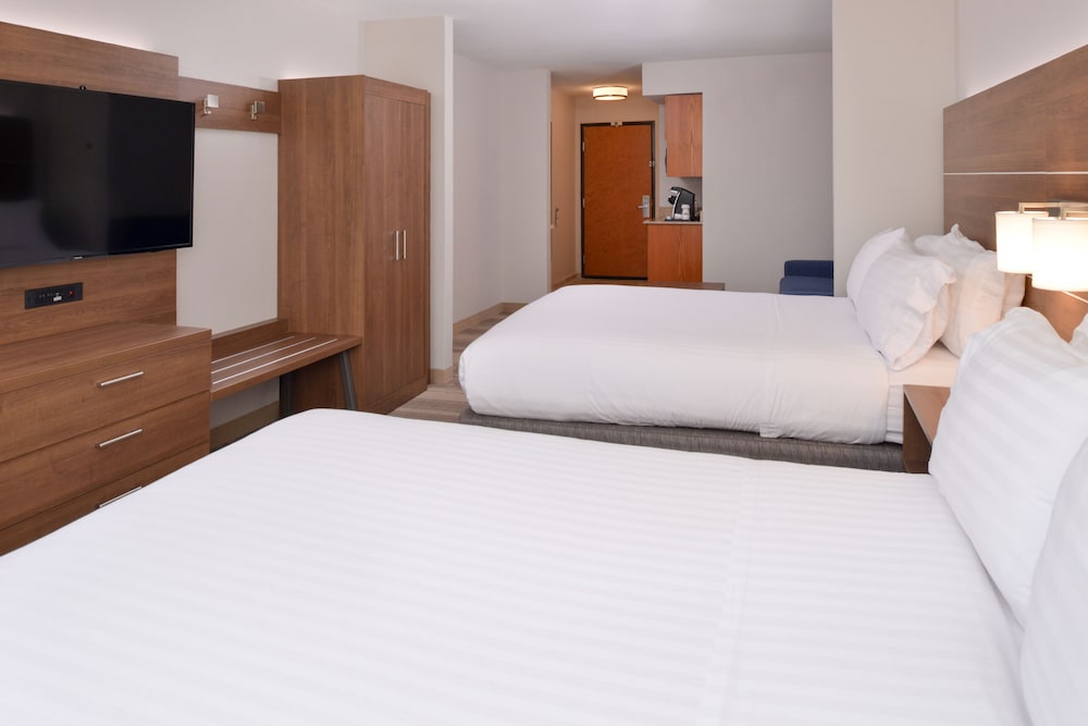 holiday inn express and suites parkersburg mineral wells by ihg