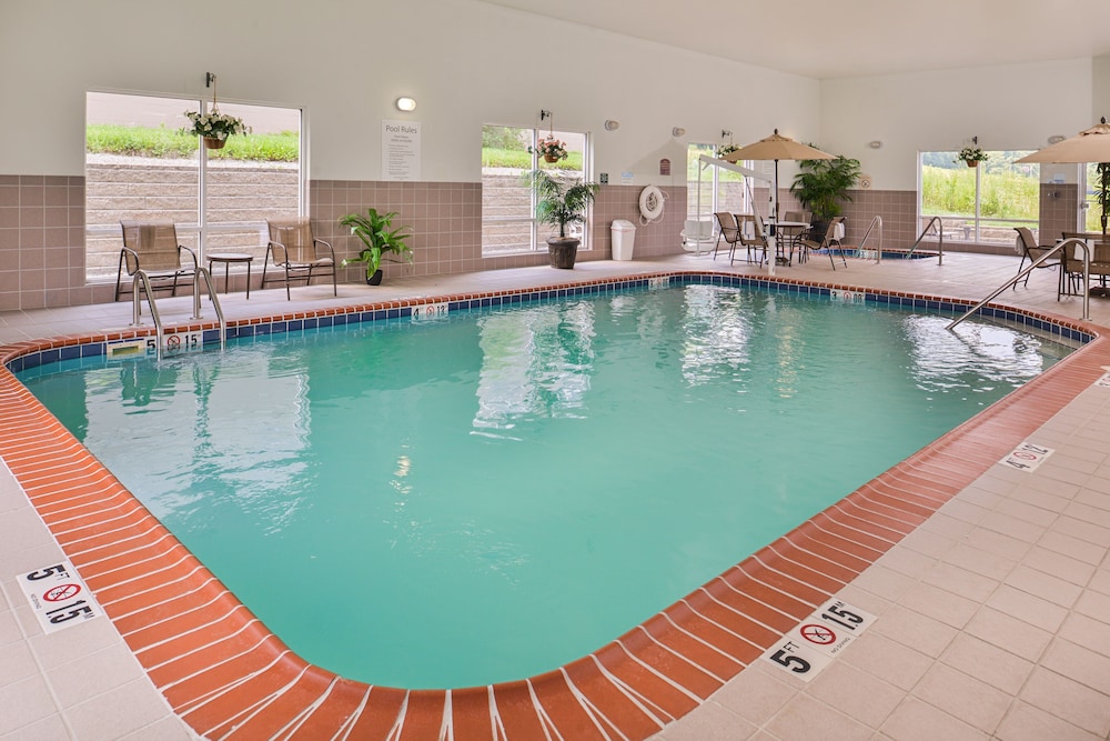 holiday inn express and suites parkersburg mineral wells by ihg