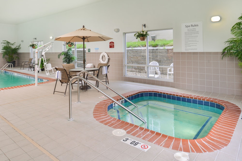 holiday inn express and suites parkersburg mineral wells by ihg