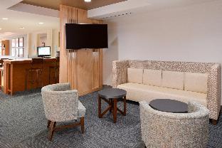 holiday inn express and suites parkersburg mineral wells by ihg