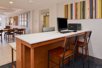 holiday inn express and suites parkersburg mineral wells by ihg