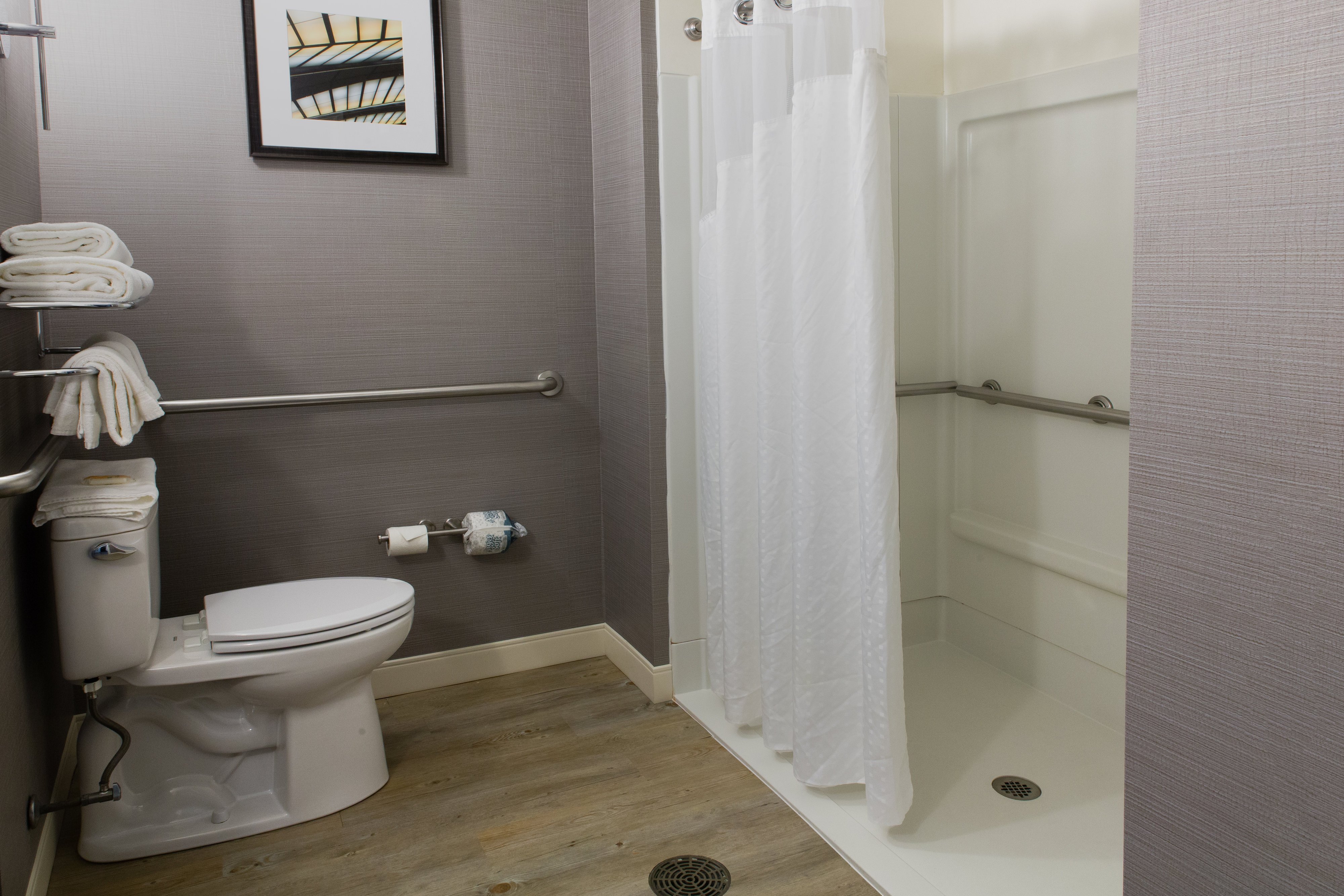 holiday inn bloomington airport by ihg