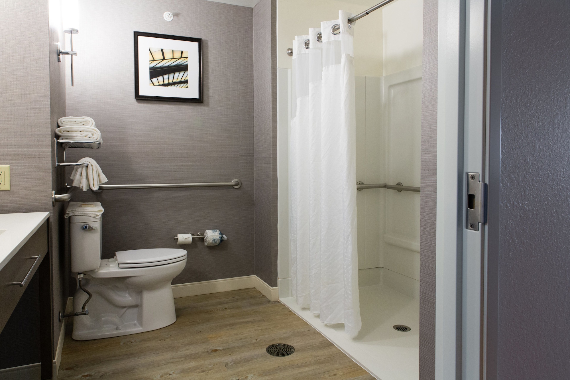 holiday inn bloomington airport by ihg