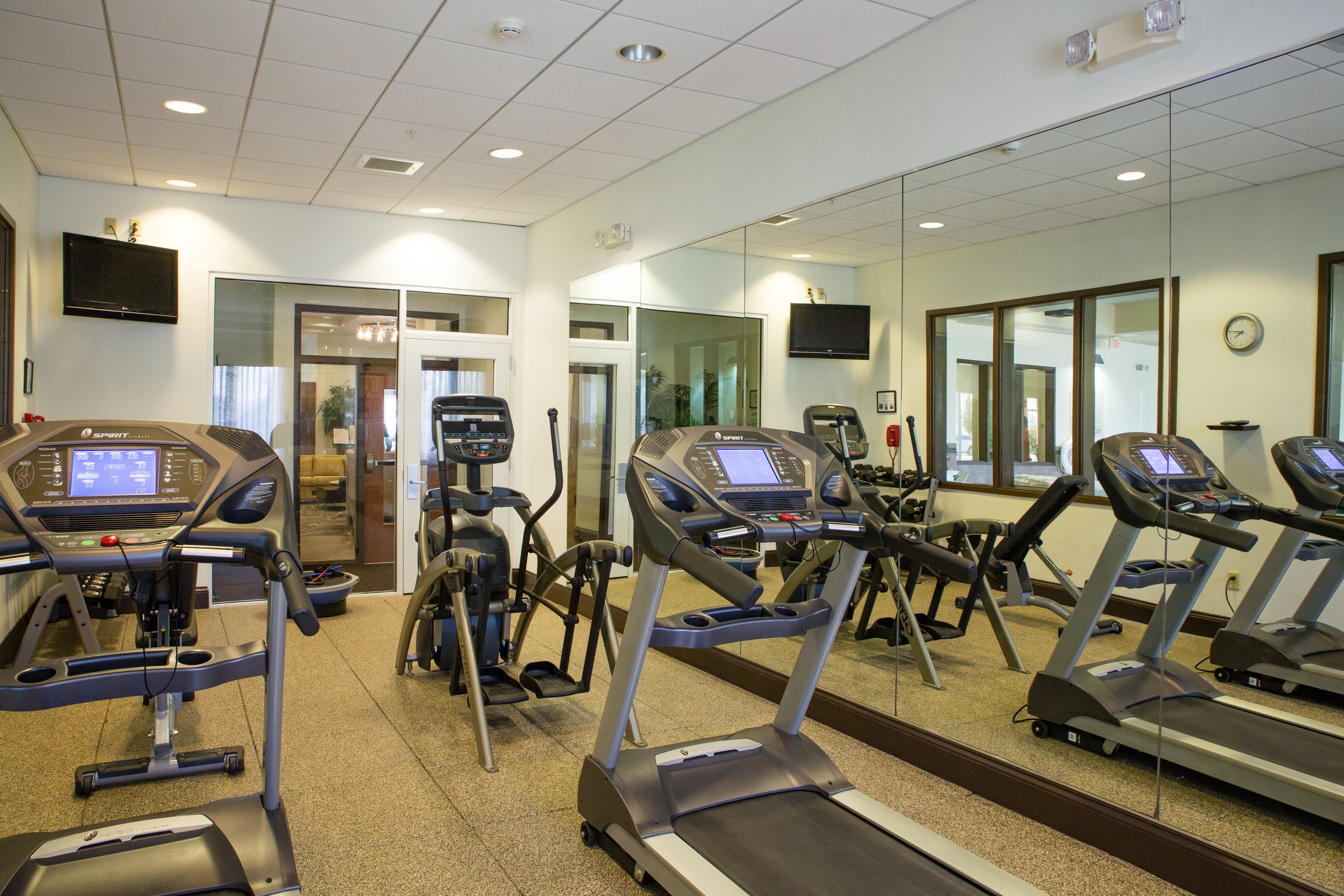 holiday inn bloomington airport by ihg