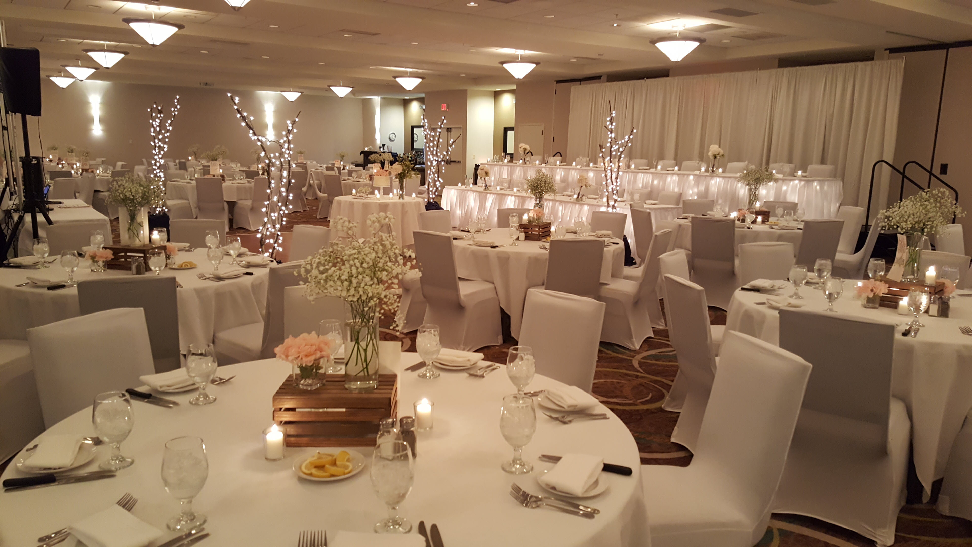 holiday inn bloomington airport by ihg
