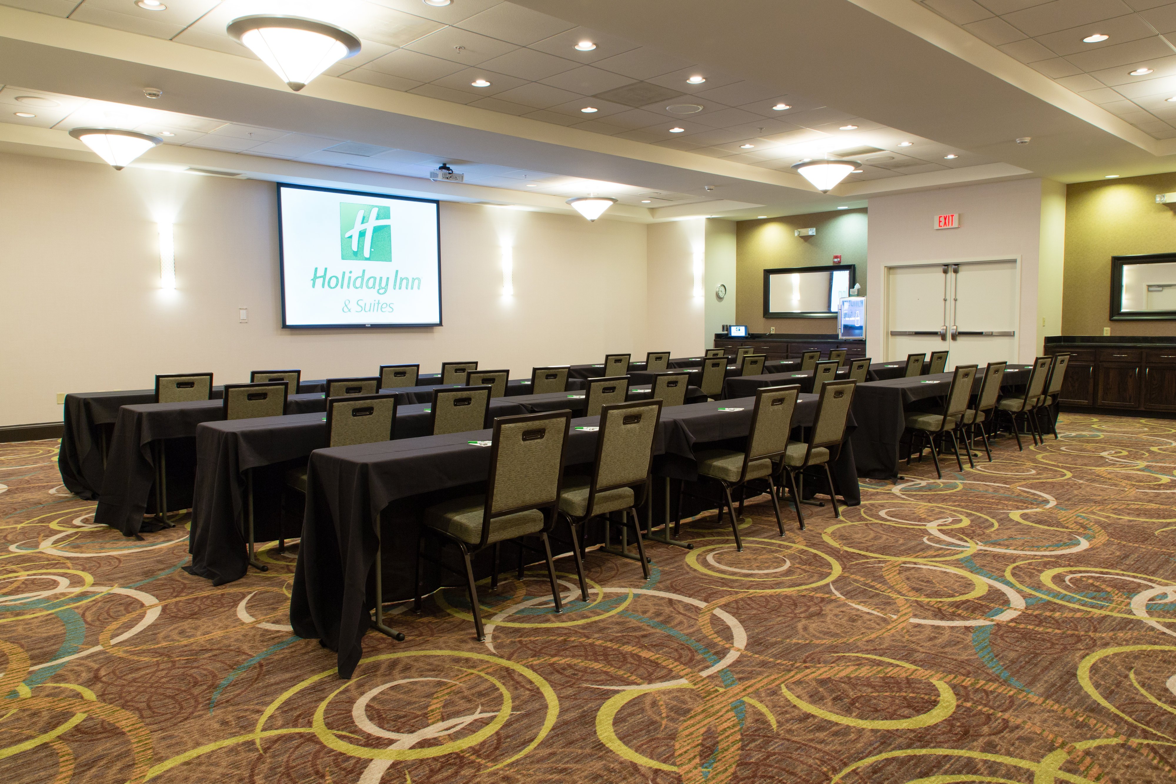 holiday inn bloomington airport by ihg