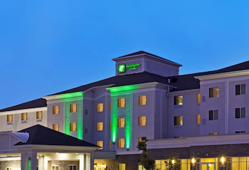 holiday inn bloomington airport by ihg