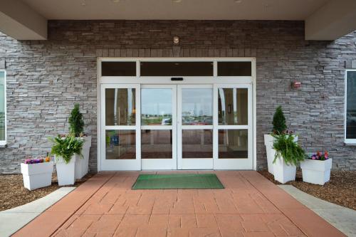 holiday inn bloomington airport by ihg