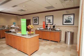 Hampton Inn Elmira/Horseheads,Big Flats Airport>>Big Flats,3 star
