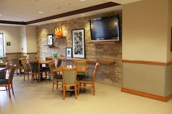 Hampton Inn Elmira/Horseheads,Big Flats Airport>>Big Flats,3 star