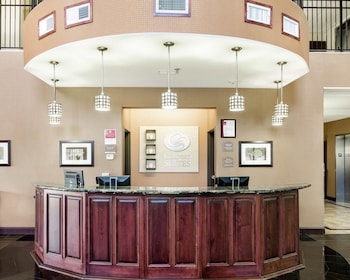 Comfort Suites Topeka Northwest,Shawnee>>Downtown Topeka,3 star