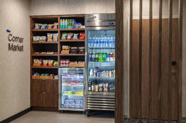 fairfield inn and suites by marriott kelowna