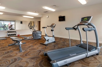 econo lodge inn and suites