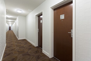 econo lodge inn and suites