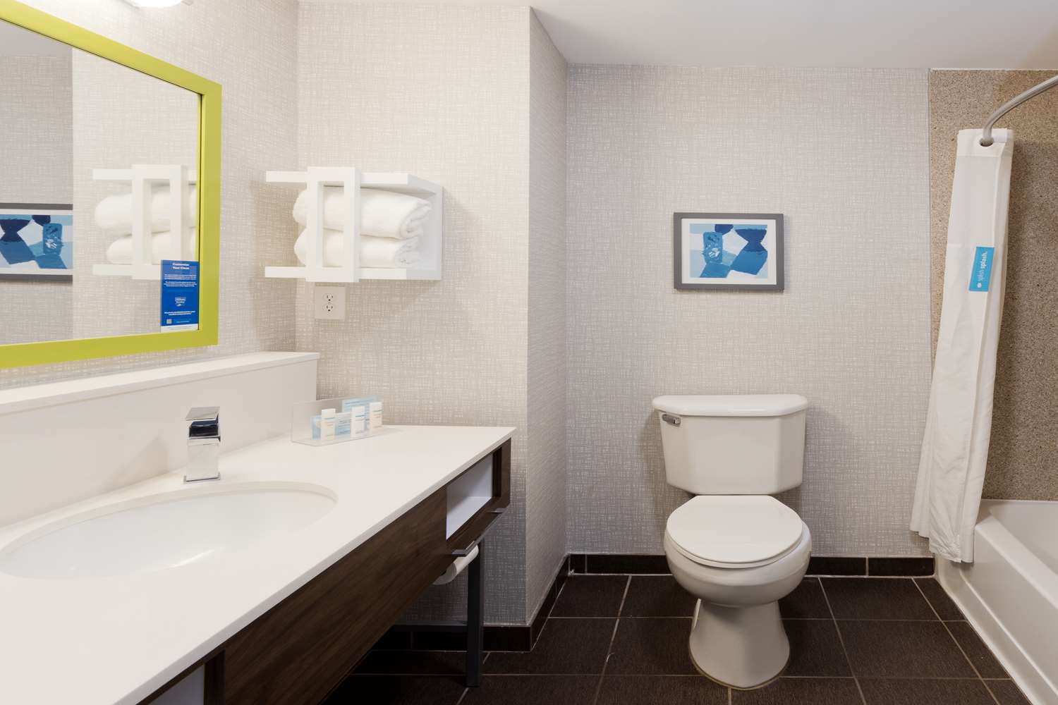 hampton inn and suites phenix city columbus area