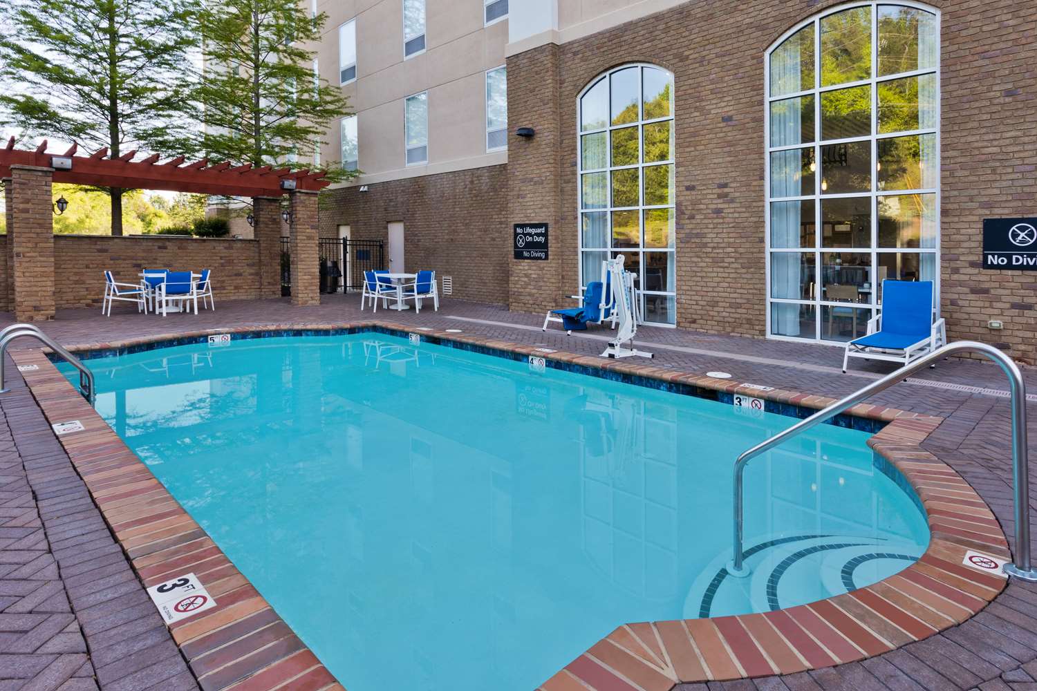 hampton inn and suites phenix city columbus area