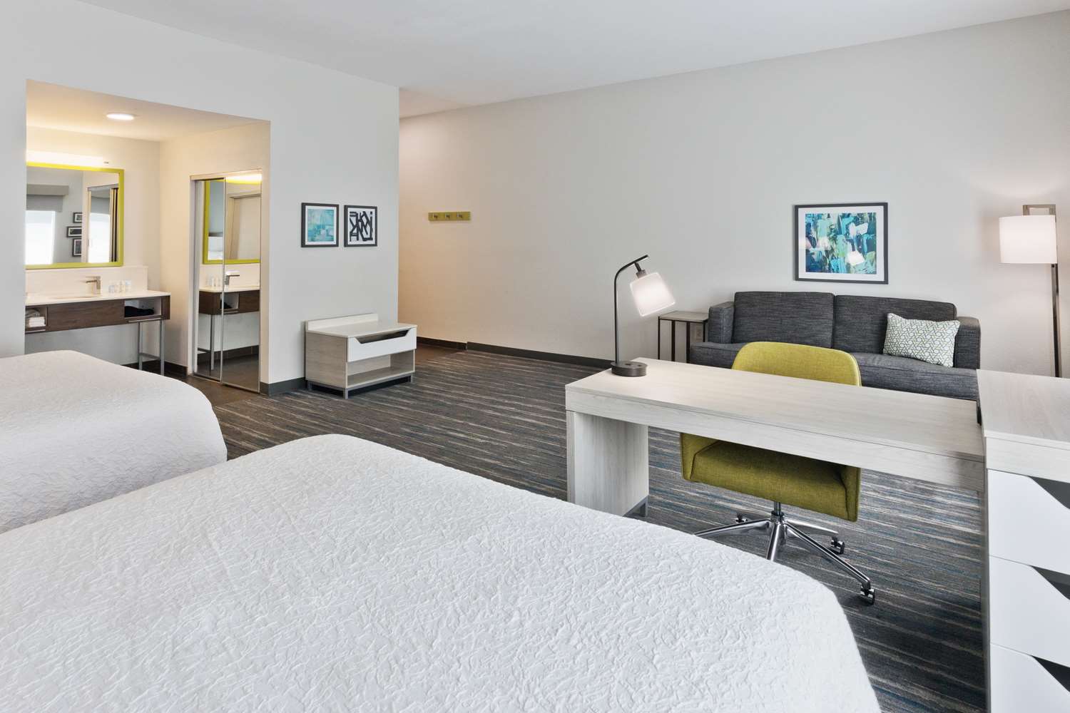 hampton inn and suites phenix city columbus area