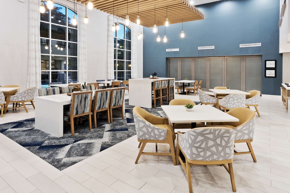 hampton inn and suites phenix city columbus area