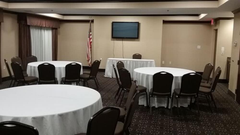 hampton inn and suites phenix city columbus area