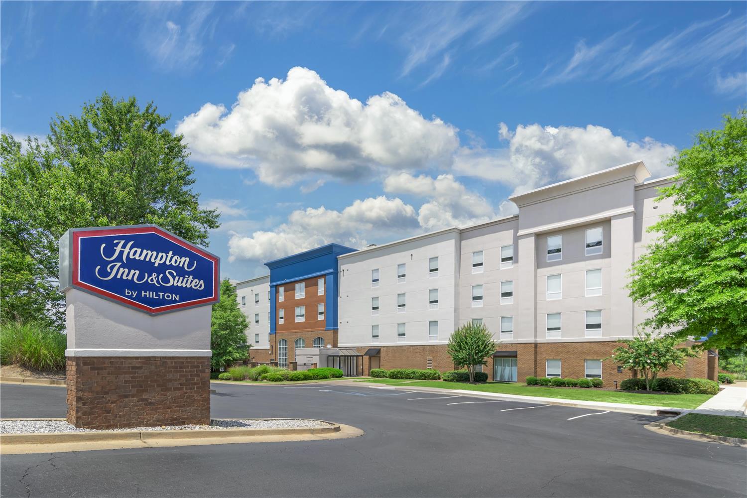 hampton inn and suites phenix city columbus area