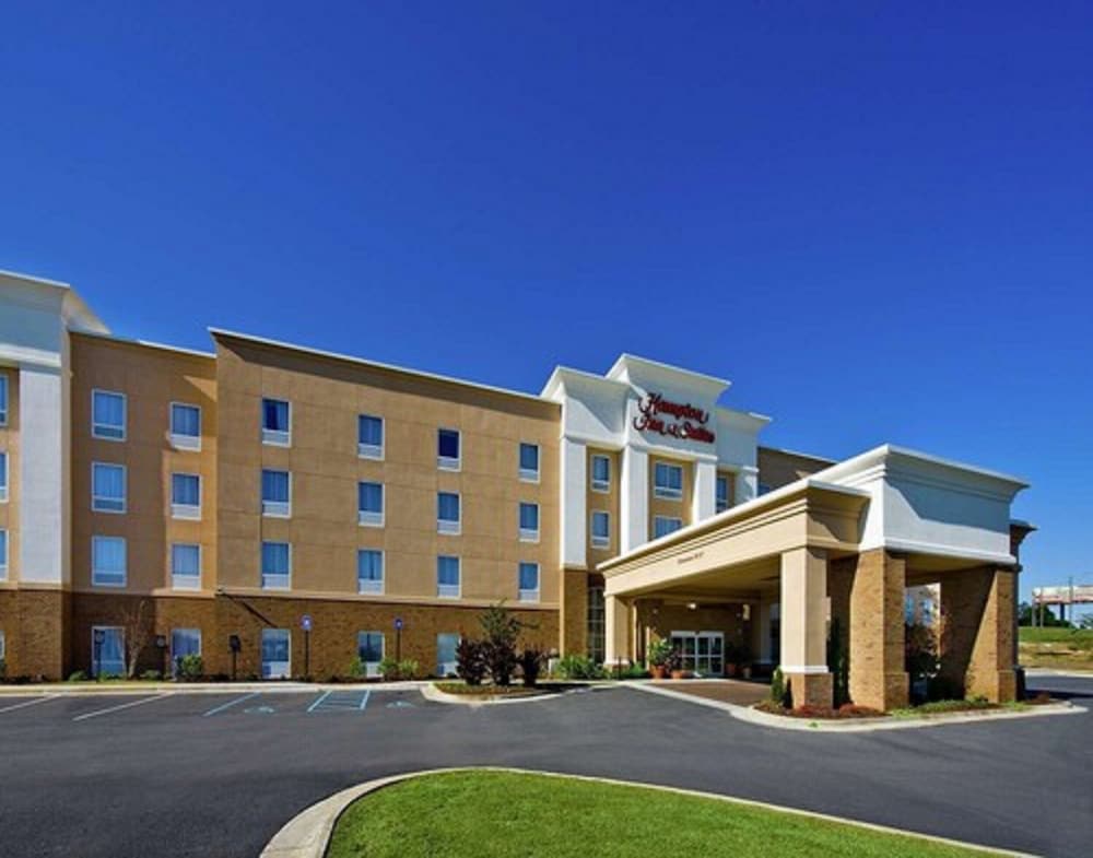 hampton inn and suites phenix city columbus area