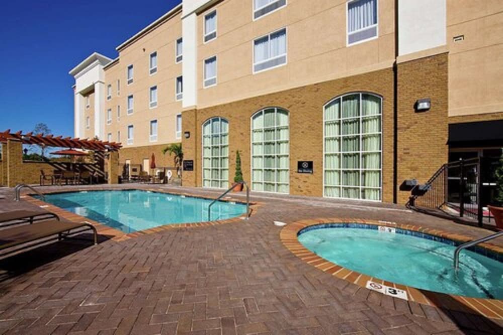 hampton inn and suites phenix city columbus area