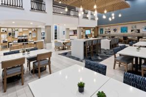 hampton inn and suites phenix city columbus area