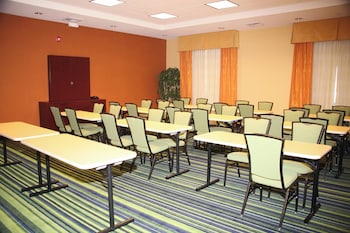 fairfield inn and suites by marriott tehachapi