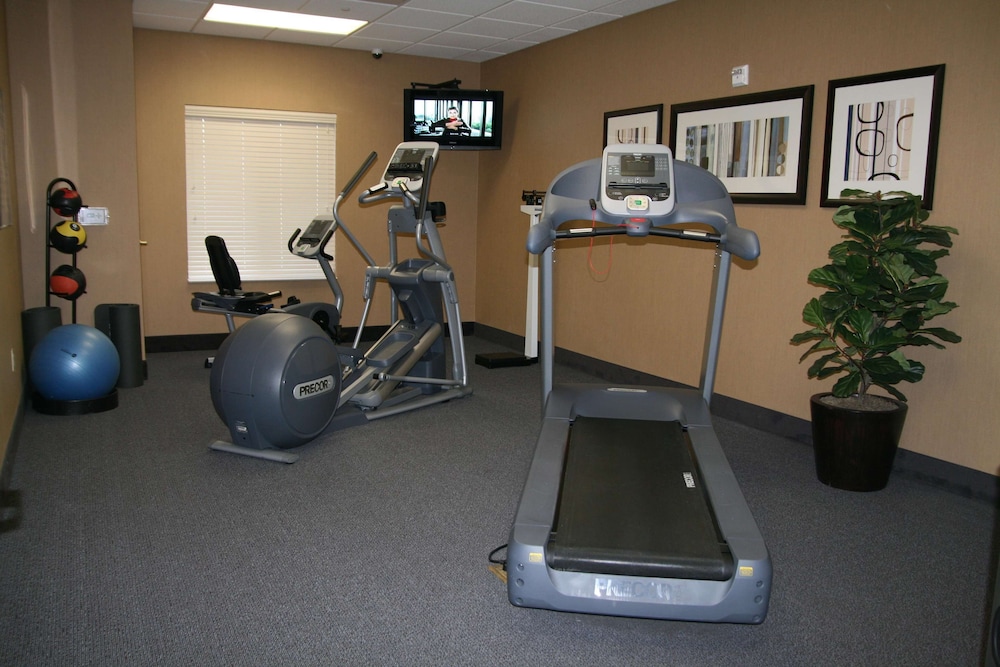 hampton inn and suites barstow