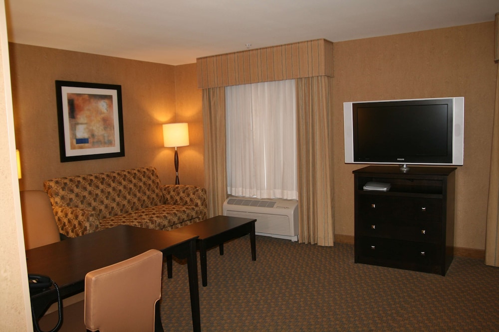 hampton inn and suites barstow