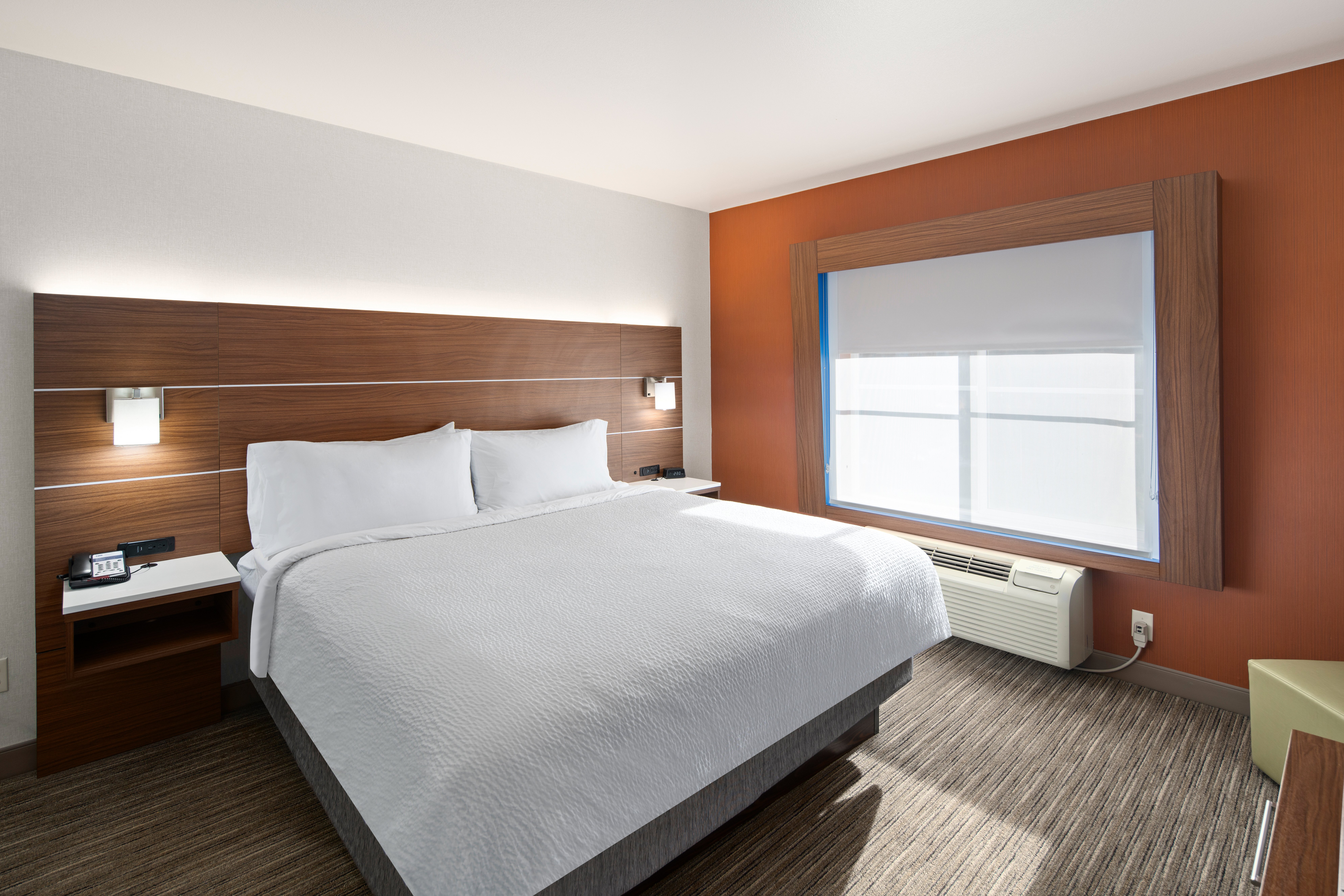 holiday inn express and suites interstate 90 by ihg