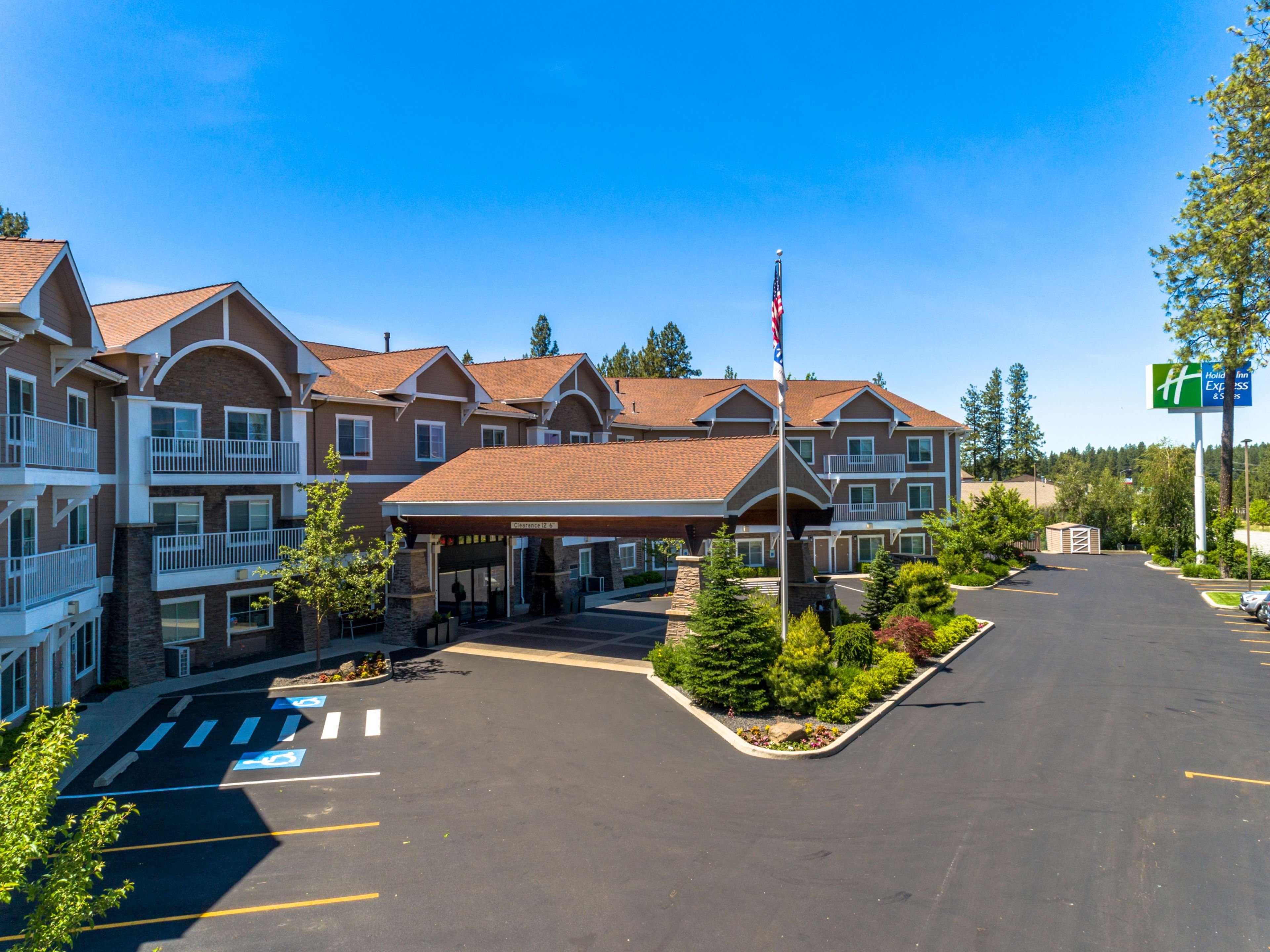 holiday inn express and suites interstate 90 by ihg