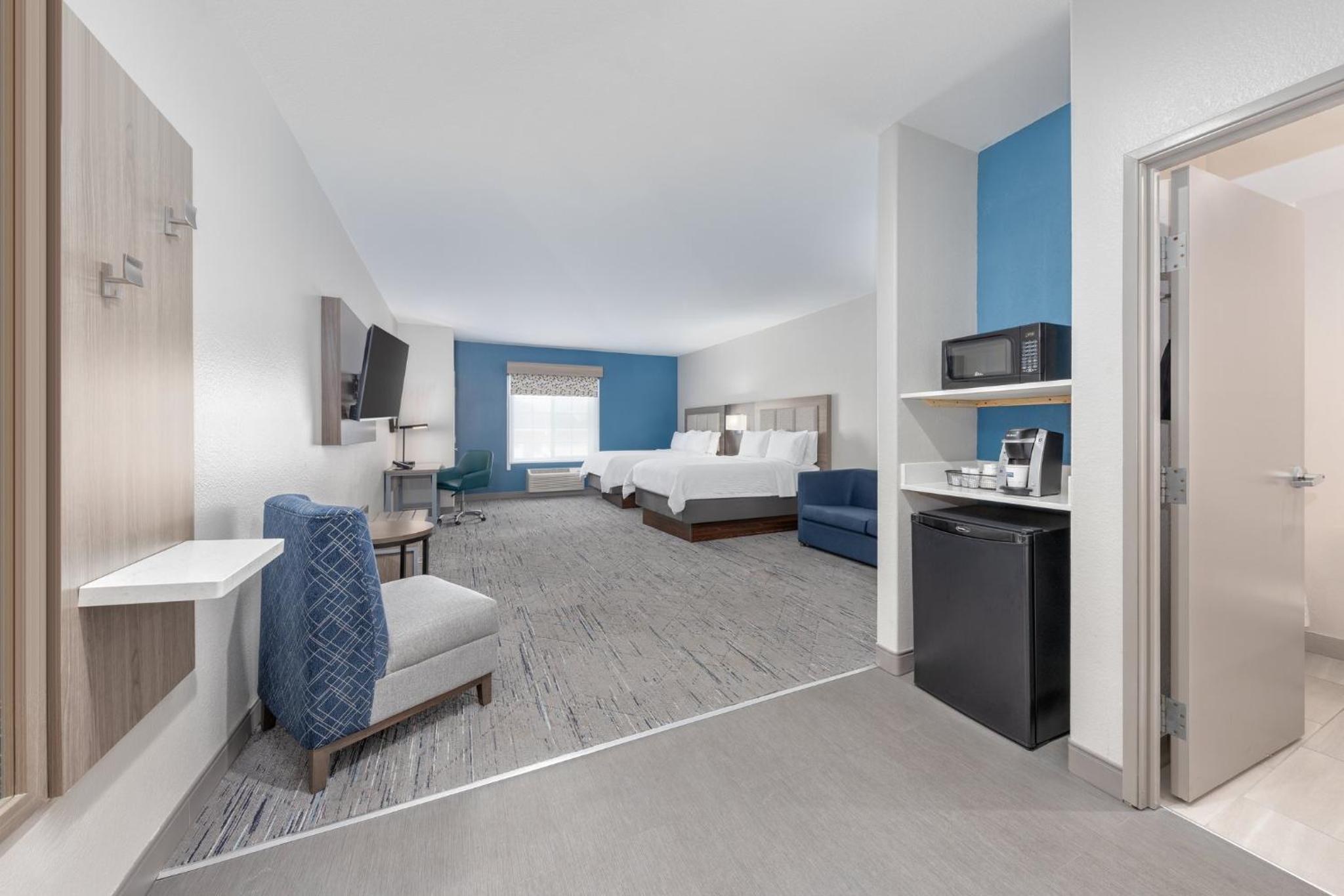 holiday inn express and suites granbury by ihg