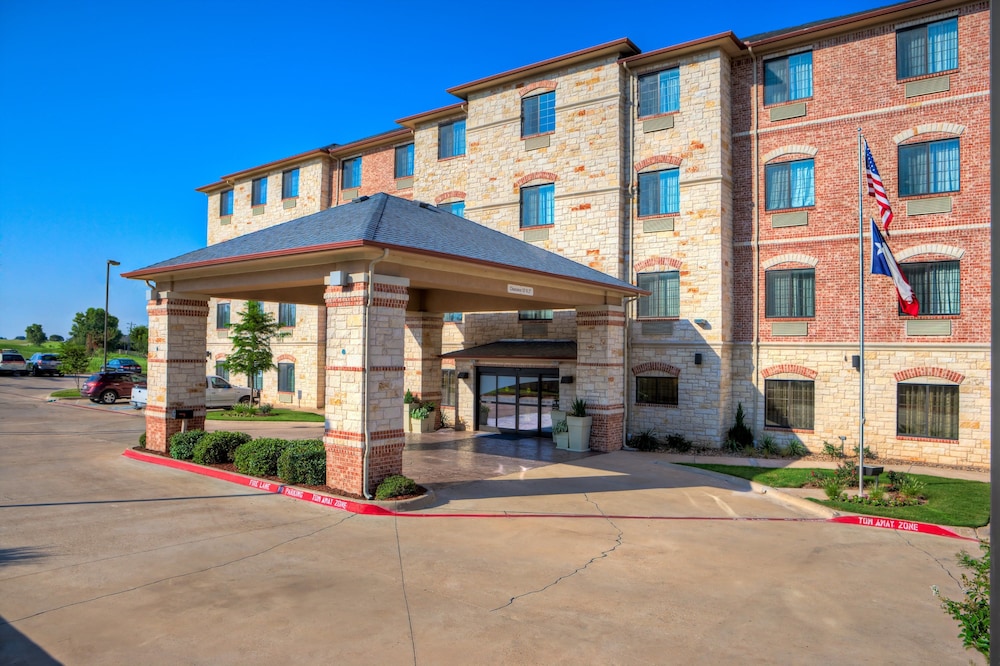holiday inn express and suites granbury by ihg