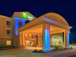 holiday inn express and suites granbury by ihg