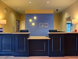 holiday inn express and suites granbury by ihg