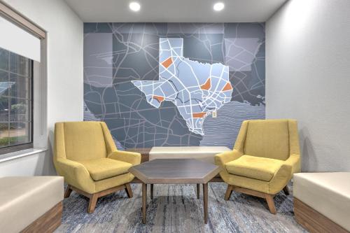 holiday inn express and suites granbury by ihg