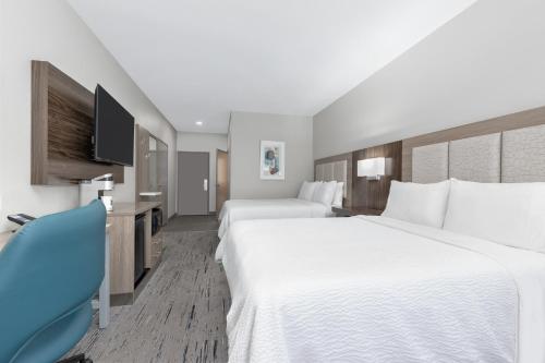 holiday inn express and suites granbury by ihg