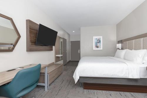 holiday inn express and suites granbury by ihg