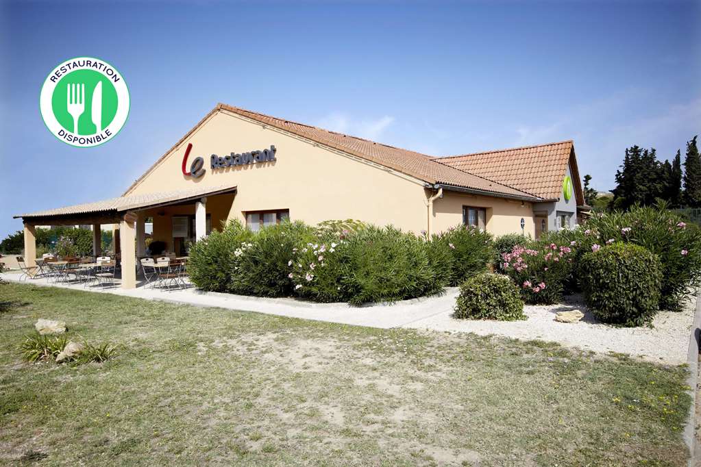 campanile salon de provence