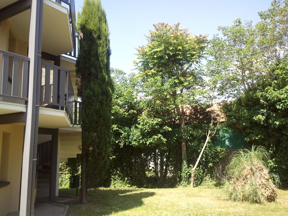 hotel belalp manosque