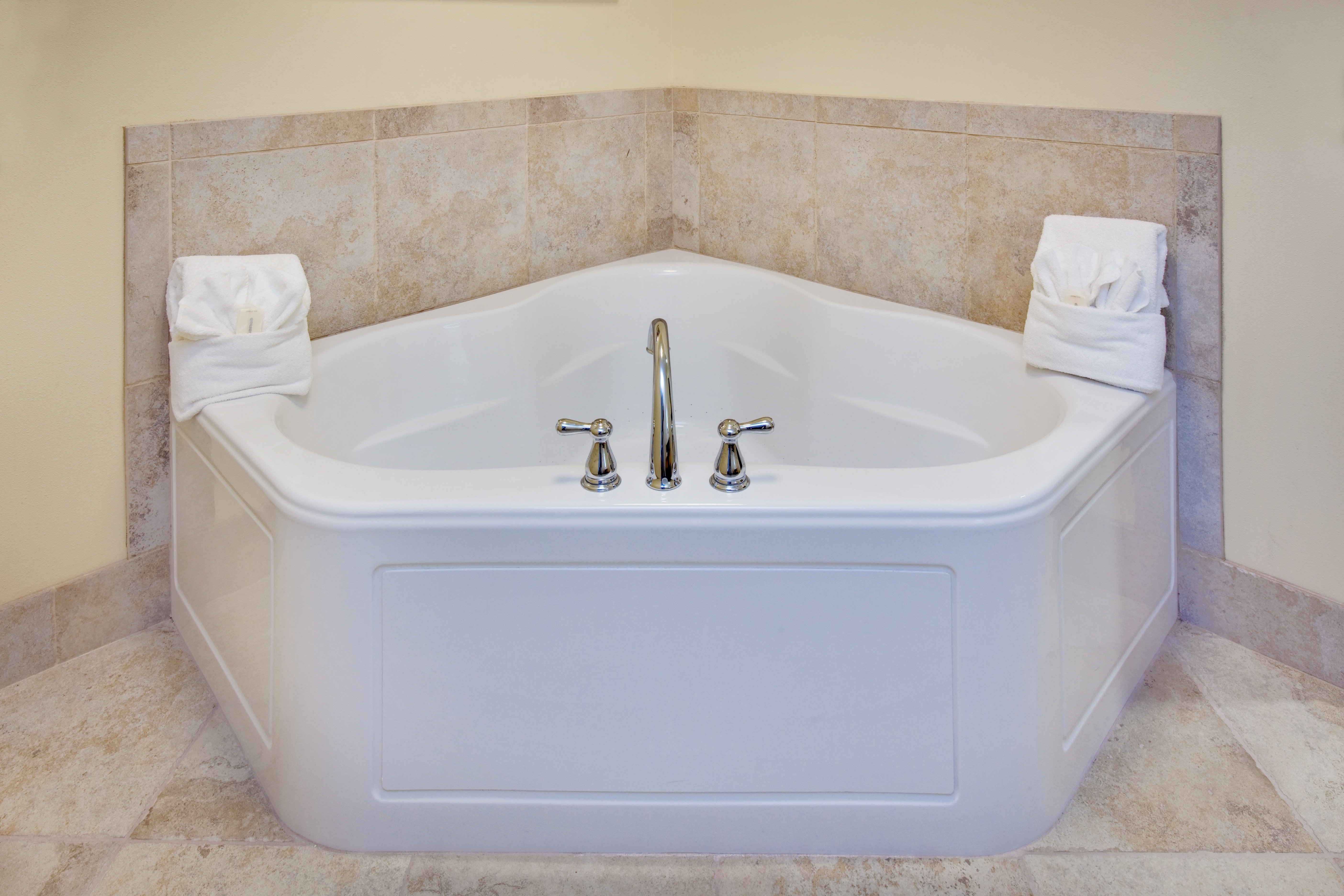holiday inn express hotel and suites grand island by ihg