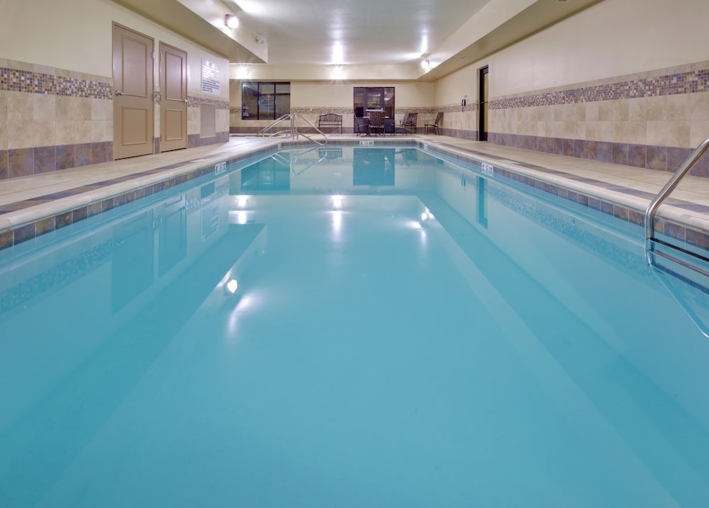 holiday inn express hotel and suites grand island by ihg