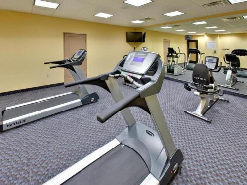 holiday inn express hotel and suites grand island by ihg