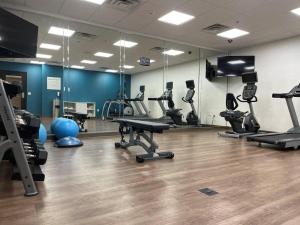 holiday inn express hotel and suites grand island by ihg