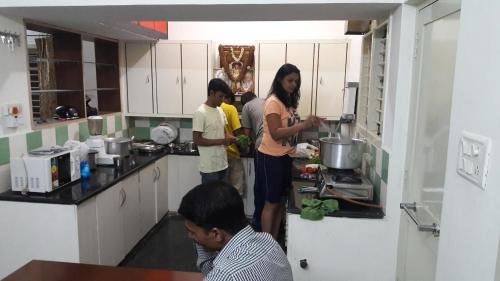 Queens Comfort Stay,Mysuru>>Mysore,1 star