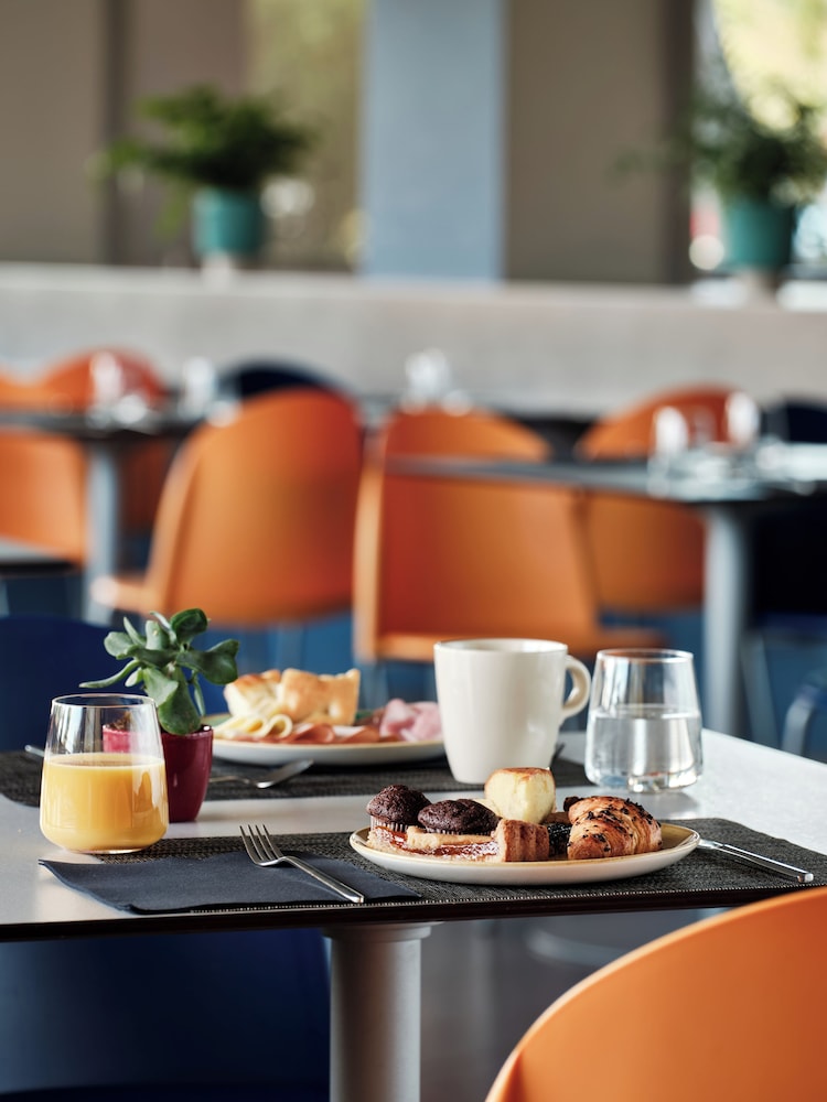 holiday inn express milan malpensa airport by ihg