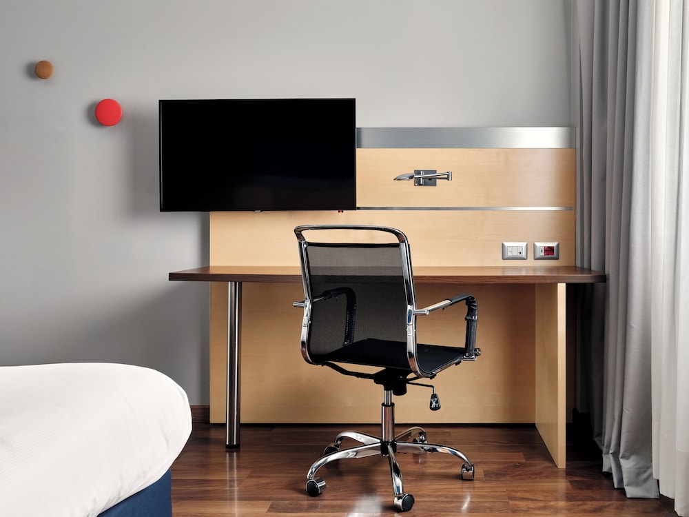 holiday inn express milan malpensa airport by ihg