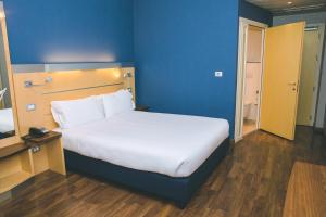 Holiday Inn Express Milan - Malpensa Airport By Ihg,Milan>>Case Nuove,3 star