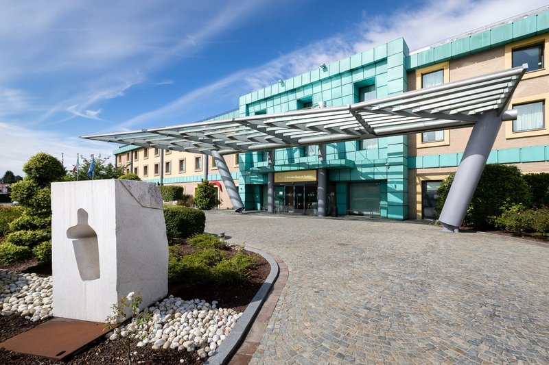 crowne plaza malpensa airport by ihg